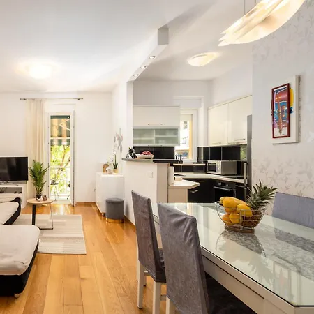 Luxury Aria In Centre *